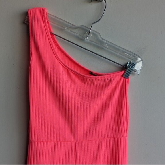 I Saw It First neon pink ribbed one shoulder one piece romper - Picture 2 of 5